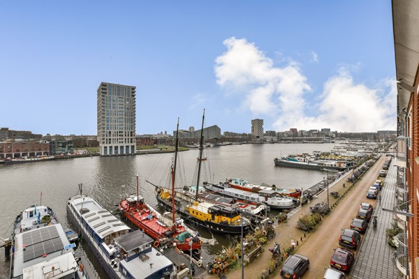 Medium property photo - Barcelonaplein 145, 1019 LX Amsterdam